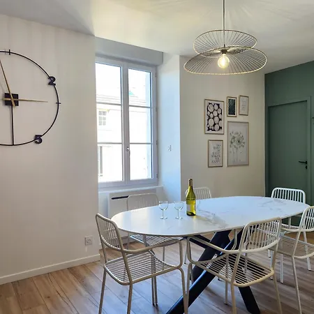 Le Lumineux - 2 Ch - 2 Sdb - 6 Pers - Confort - Proche Bioparc *